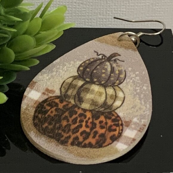 Leopard Print Earring, Pumpkin Earring, Fall Earring, Boho Earring, Gift Idea - Picture 2 of 5